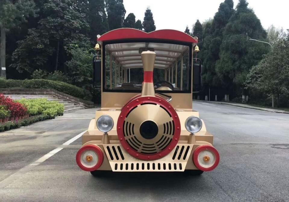 14座燃油小火車